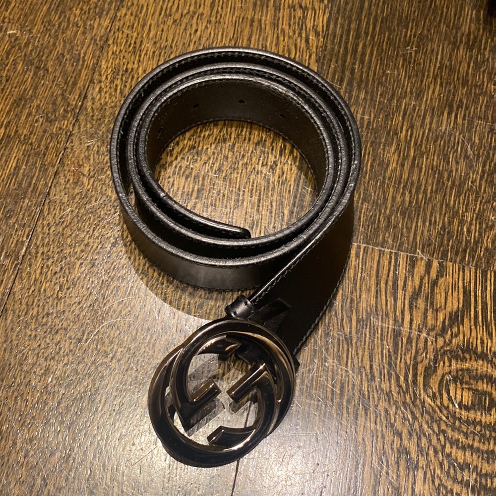 Gucci Mens logo belt